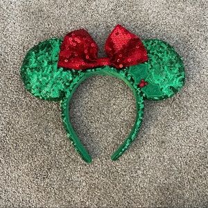 *LIGHTLY USED* Mickey Holly Christmas Ears!